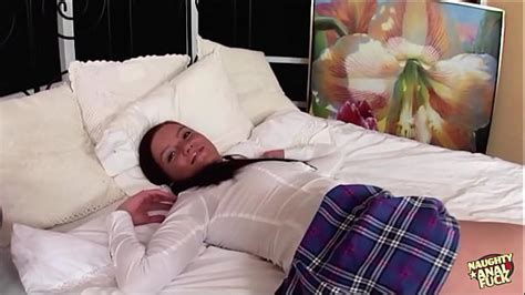 Lying On Bed Videos Xvideos