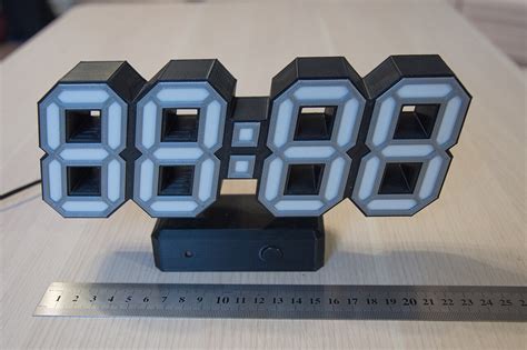 Часы на адресной ленте WS2812b с синхронизацией по WiFi. Мини версия.