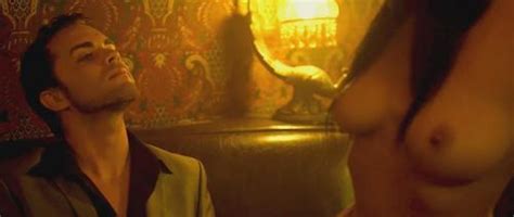 Naked Cassandra Cruz In Squatters