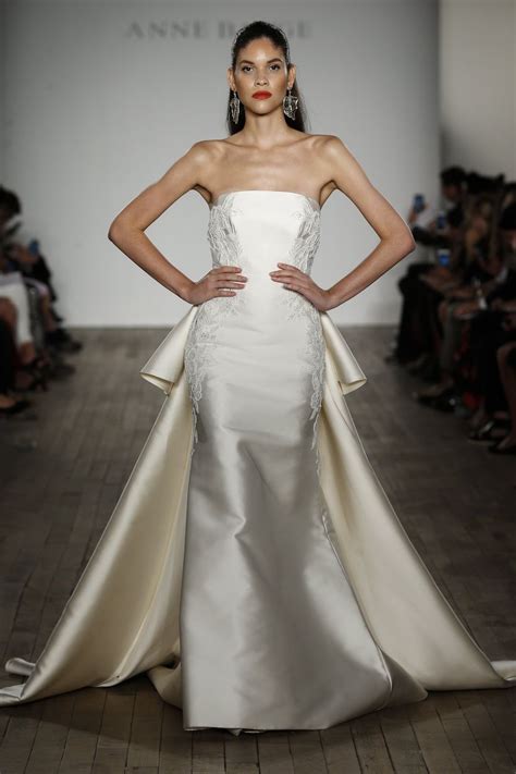 14 Old Hollywood Wedding Dresses For Your Red Carpet Moment Weddingwire