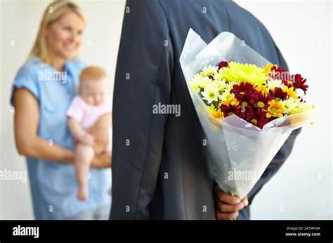 He didnt forget their anniversary. a man surprising his wife with ...