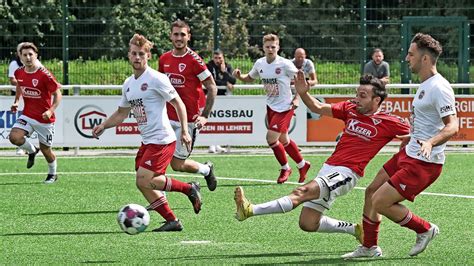 Landesliga Aufsteiger FC Lehrte Startet Mit 1 0 Sieg Gegen SV Bavenstedt