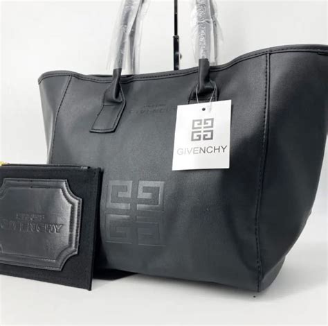 【未使用】1円【未使用品】givenchy ジバンシー 4g型押し Pu レザー メンズ レディース トートバッグ ビジネス ブラック 黒