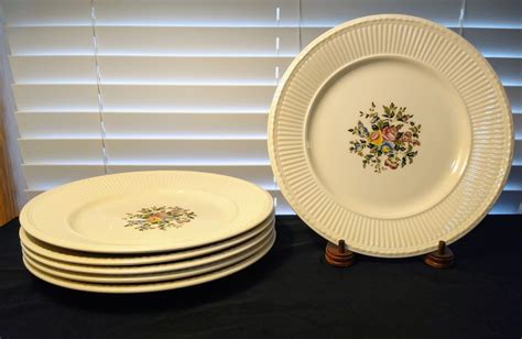 Vintage Set Of 6 Wedgwood Etruria Barlaston Conway White Floral