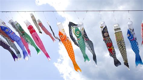 Buying and Looking at Koinobori in Japan | NAGANO TRIP