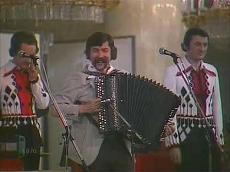 ВИА "Песняры" "Вологда" (выступление на "бис") 1976 год - YouTube