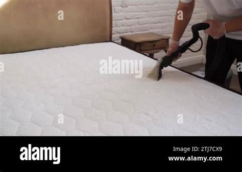 K Video Line On Mattress After Extraction Water And Detergent Of Dry