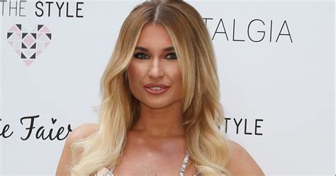 Former Towie Star Billie Faiers Announces Pregnancy In Instagram Snap