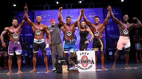 Npc Ifbb Sasquatch Pro Am The Team Overby Npc Ifbb