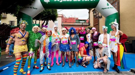 Una carrera en tacones para celebrar el Orgullo en Gáldar