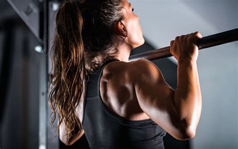 8 Benefits Of Pull-Ups + Why Your Workout Needs Them