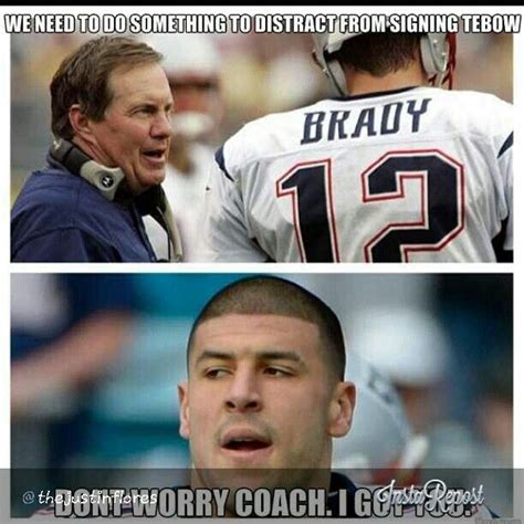 Tombrady Aaronhernandez Nfl Newengland Hernandez Patriots