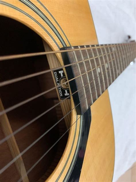 Yamaha F370DW acoustic guitar, Hobbies & Toys, Music & Media, Musical ...