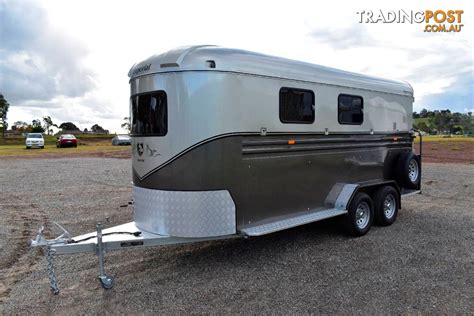 Imperial 2 Horse Angle Load Warmblood Camper