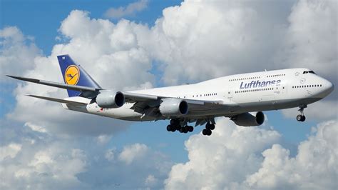 Lufthansa Boeing 747 8i D Abym Approaching Lax Youtube