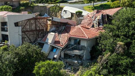 Rolling Hills Estates landslide slows, but broken sewer line prompts ...