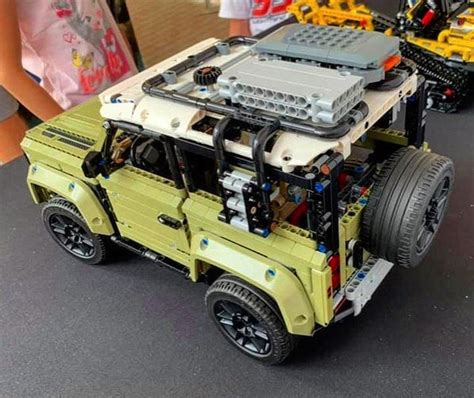 LEGO Technic: First photos of the Land Rover Defender - Hobbymedia