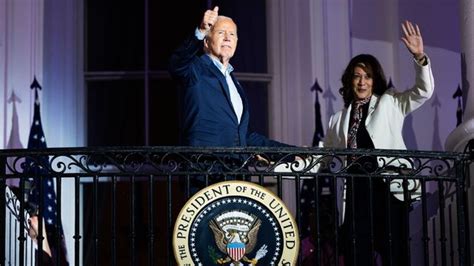 Joe Biden Muestra Su Apoyo A Kamala Harris Como Candidata Demócrata A La Casa Blanca