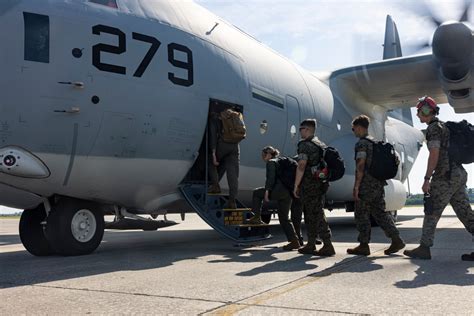 Dvids Images U S Marines With Vma Arrive At Key West Image