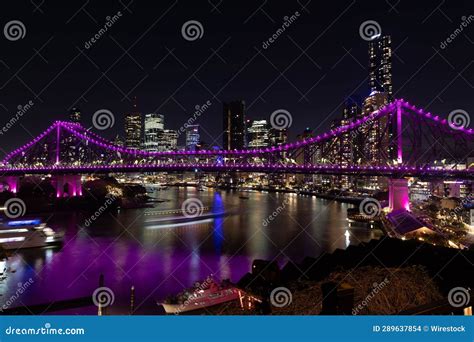 Paisaje Urbano De Brisbane Puente De Historia De Wilson Foto De