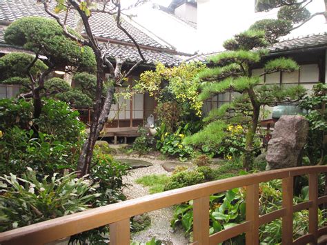 Outdoor garden | Traditional japanese house, Japanese house, Japanese mansion