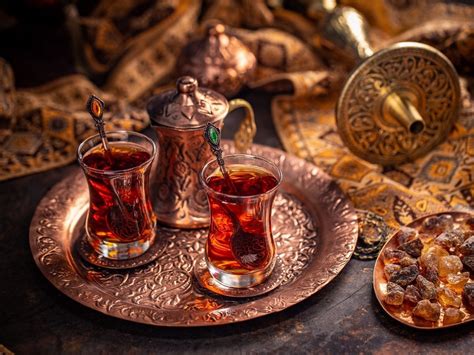 Почему в Турции всегда наливают чёрный чай? | Turkish tea, Classic ...