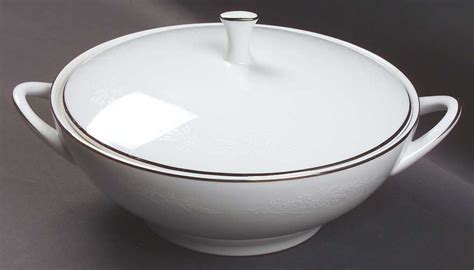 Georgian Round Covered Vegetable By Noritake Replacements Ltd