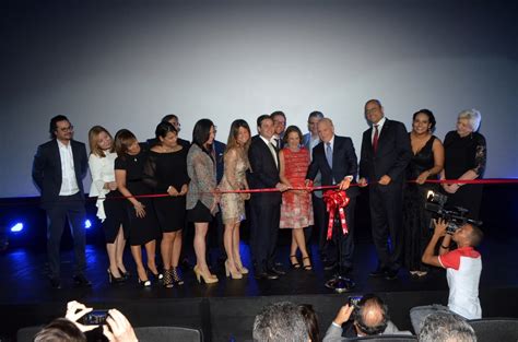 Cine Conexión Caribbean Cinemas En Downtown Center Abre Sus Puertas