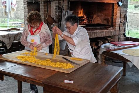 9 mejores tours gastronómicos en Bolonia Italia para amantes de la