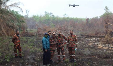 Guna Dron Pantau Kebakaran Tanah Gambut Harian Metro