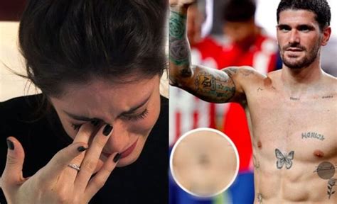 A Taparlo El Tatuaje De Tini Stoessel Que Se Hizo Rodrigo De Paul Meses