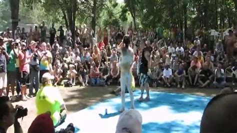 Amateur Contests At Nudes A Poppin Roselawn Indiana 2011 Porn Videos