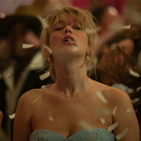 Jennifer Lawrence Nude Scenes In No Hard Feelings Are Getting Praise For Being Fearless