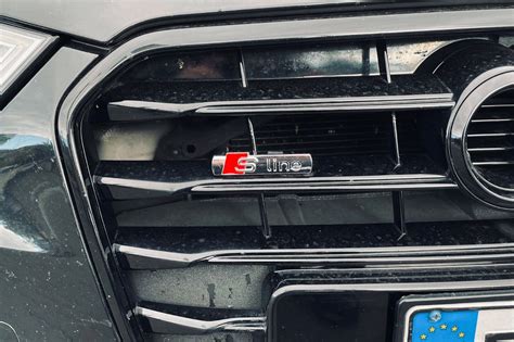 Kit Per Audi S Line Cromato Adesivo X Mm Logo Stemma Fregio A Q