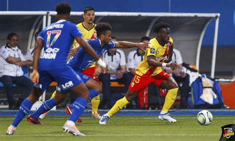 ESTAC RC Lens 1 3 le Racing voit triple à Troyes RC Lens