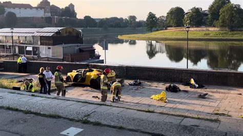 Tragedia na moście Dębnickim Nie żyją cztery osoby KRKnews