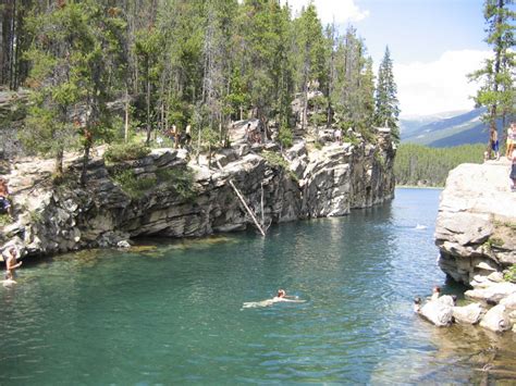 Horseshoe Lake | Explore Jasper National Park Alberta Canada