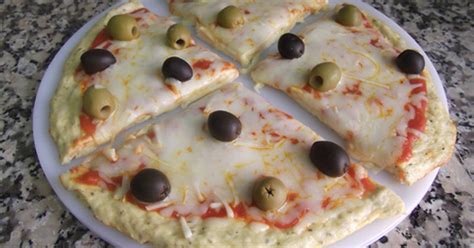 Pizza Con Base De Pollo Y Aceitunas Receta De Hoy Tenemos Para Comer