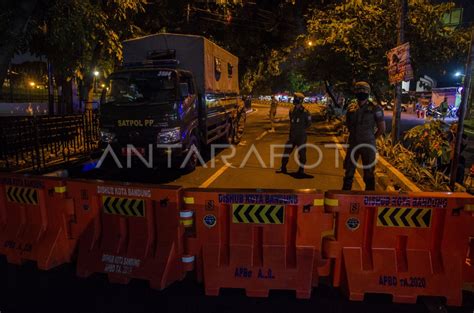 Penutupan Ruas Jalan Di Kota Bandung Antara Foto