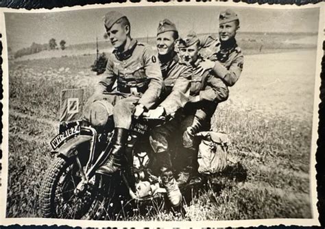 GERMAN PHOTO WW2 ARCHIVE WEHRMACHT Av MOTO BMW EUR 11 99