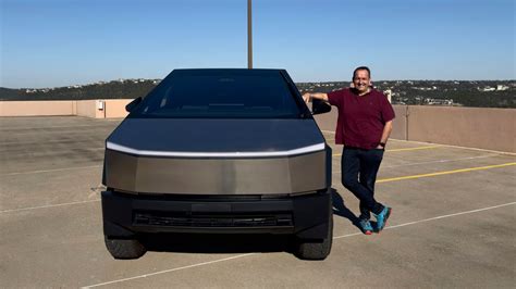 Tesla Cybertruck Im Ersten Test So F Hrt Sich Der Monster Pick Up Von