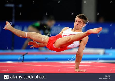 Pin on Sports fashion men | Male gymnast, Athletic body, Ideal male body