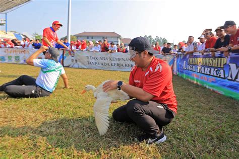 Wali Kota Arief Ikut Meriahkan Lomba An Antar Opd Dan Forkopimda