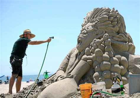 4 Tips On How To Build A Sand Castle Like A Pro Daily Bulletin