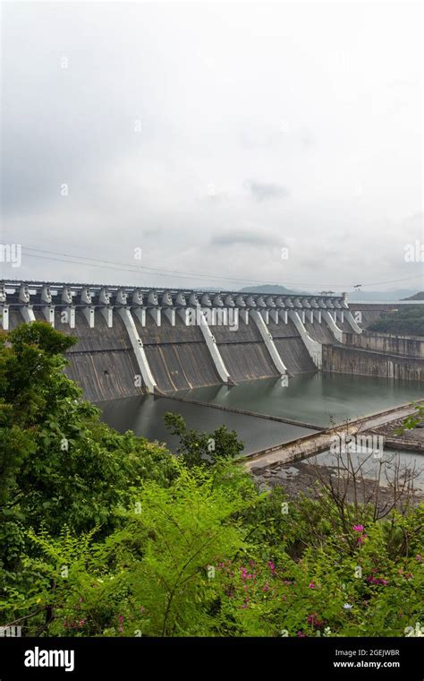 Sardar Sarovar Dam on Narmada River at Narmada valley, Kevadiya colony ...