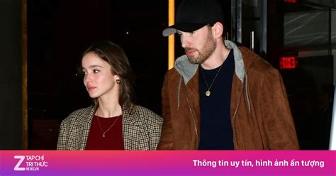 Hình ảnh hiếm hoi của đội trưởng Mỹ Chris Evans bên vợ kém 16 tuổi