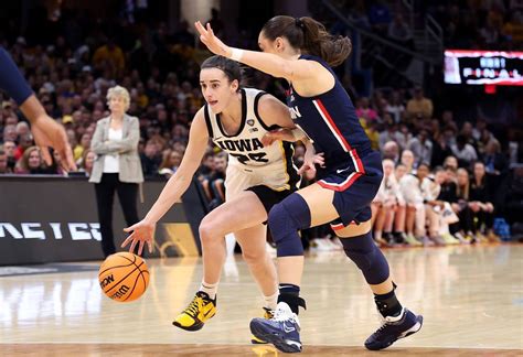 Iowa Vs Uconn Womens Final Four Score And Live Updates Caitlin Clark