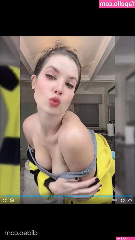 Amanda Cerny Lois Griffin BTS OnlyFans Video Leaked Free Sex Photos