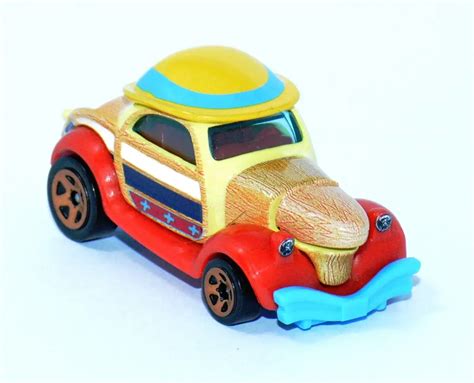Hot Wheels Character Cars Disney Pinocchio Loose Cars