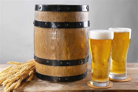 Wheat Beer Guide: History, Characteristic, Type & Made